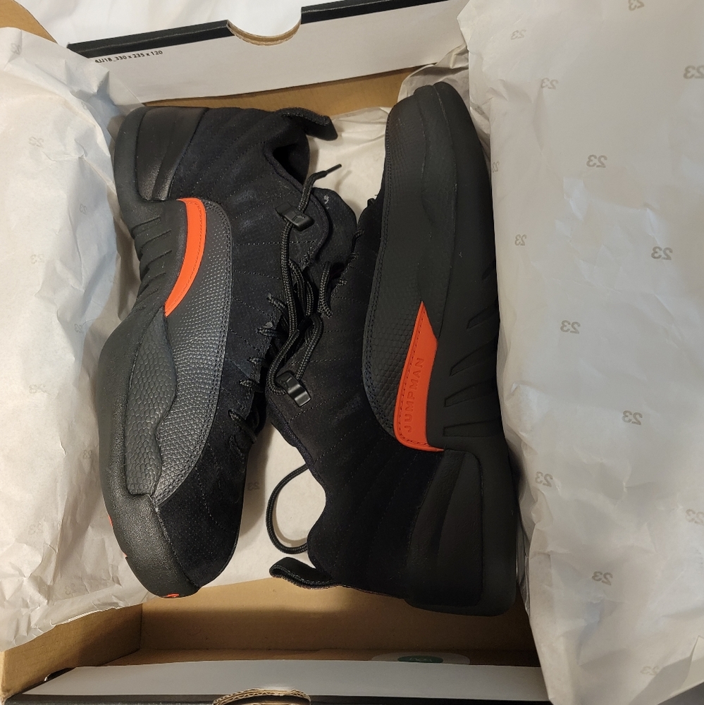 Air Jordan 12 Retro Low - men's size 9 - black/max orange anthracite
